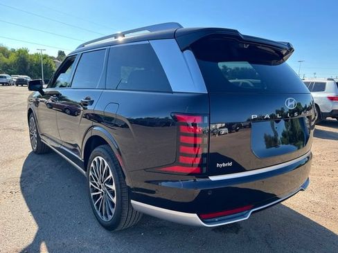 Used 2026 Hyundai Palisade Calligraphy AWD/4WD image 3