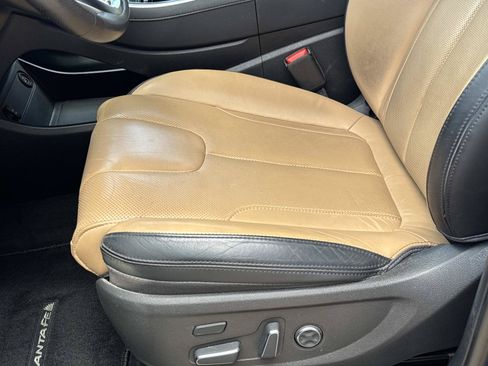 Used 2023 Hyundai Santa Fe Calligraphy w/ Winter Weather Package FWD image 12