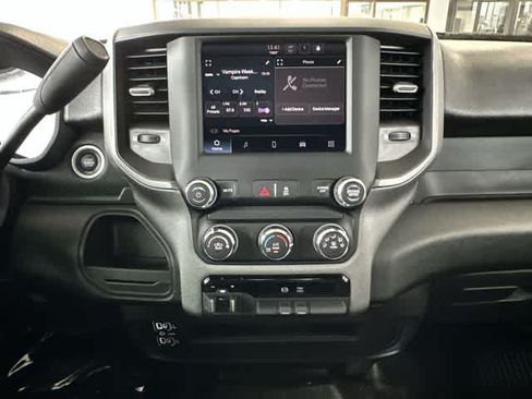 Used 2024 RAM 2500 Tradesman w/ Chrome Appearance Group AWD/4WD image 16