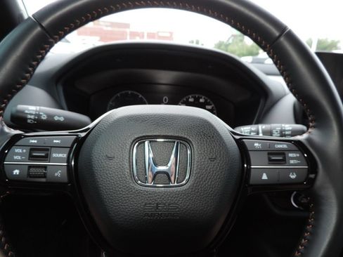 Used 2025 Honda HR-V Sport image 28