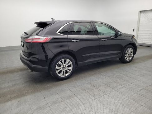 Used 2024 Ford Edge Titanium image 10