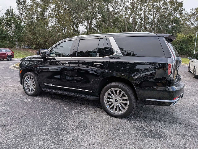 Used 2022 Cadillac Escalade Premium Luxury AWD/4WD image 3