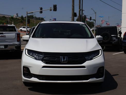 New 2026 Honda Odyssey EX-L image 2