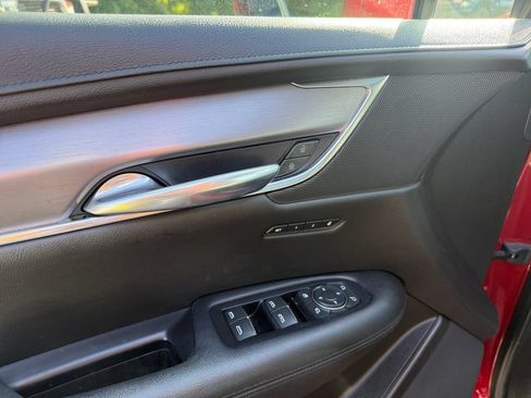 Used 2019 Cadillac XT5 Luxury FWD image 19