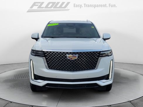 Used 2022 Cadillac Escalade Premium Luxury image 2