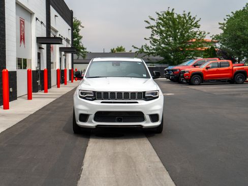 Used 2019 Jeep Grand Cherokee Trackhawk AWD/4WD image 21