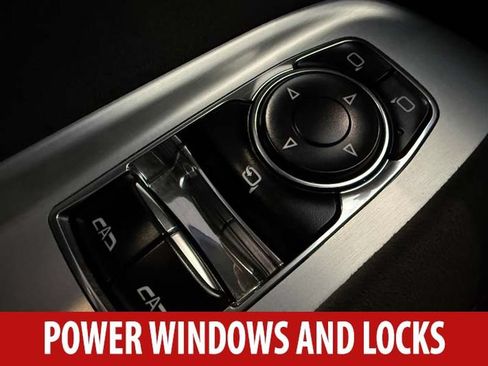 Used 2021 Chevrolet Corvette Stingray Premium Cpe w/ Z51 Performance Package RWD image 10