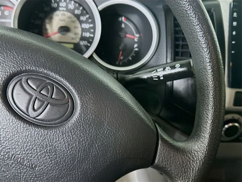 Used 2006 Toyota Tacoma 2WD Regular Cab image 22