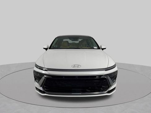 New 2025 Hyundai Sonata Limited FWD image 8