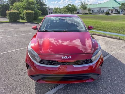 Used 2022 Kia Forte LXS FWD image 9