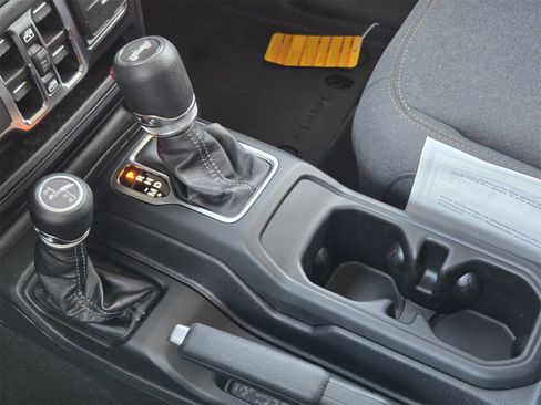 New 2026 Jeep Wrangler Unlimited Sport image 21
