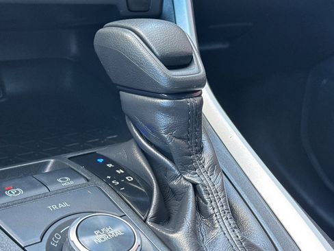 Certified 2020 Toyota RAV4 XLE image 26