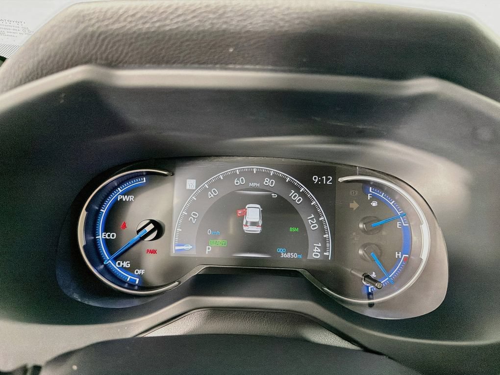 Used 2025 Toyota RAV4 SE w/ Weather Package AWD/4WD image 18