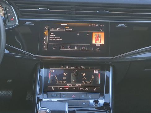 Used 2021 Audi Q7 2.0T Premium w/ Convenience Package image 16