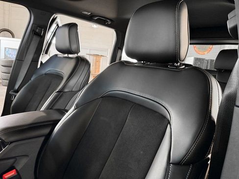 New 2025 Jeep Grand Cherokee Altitude AWD/4WD image 33