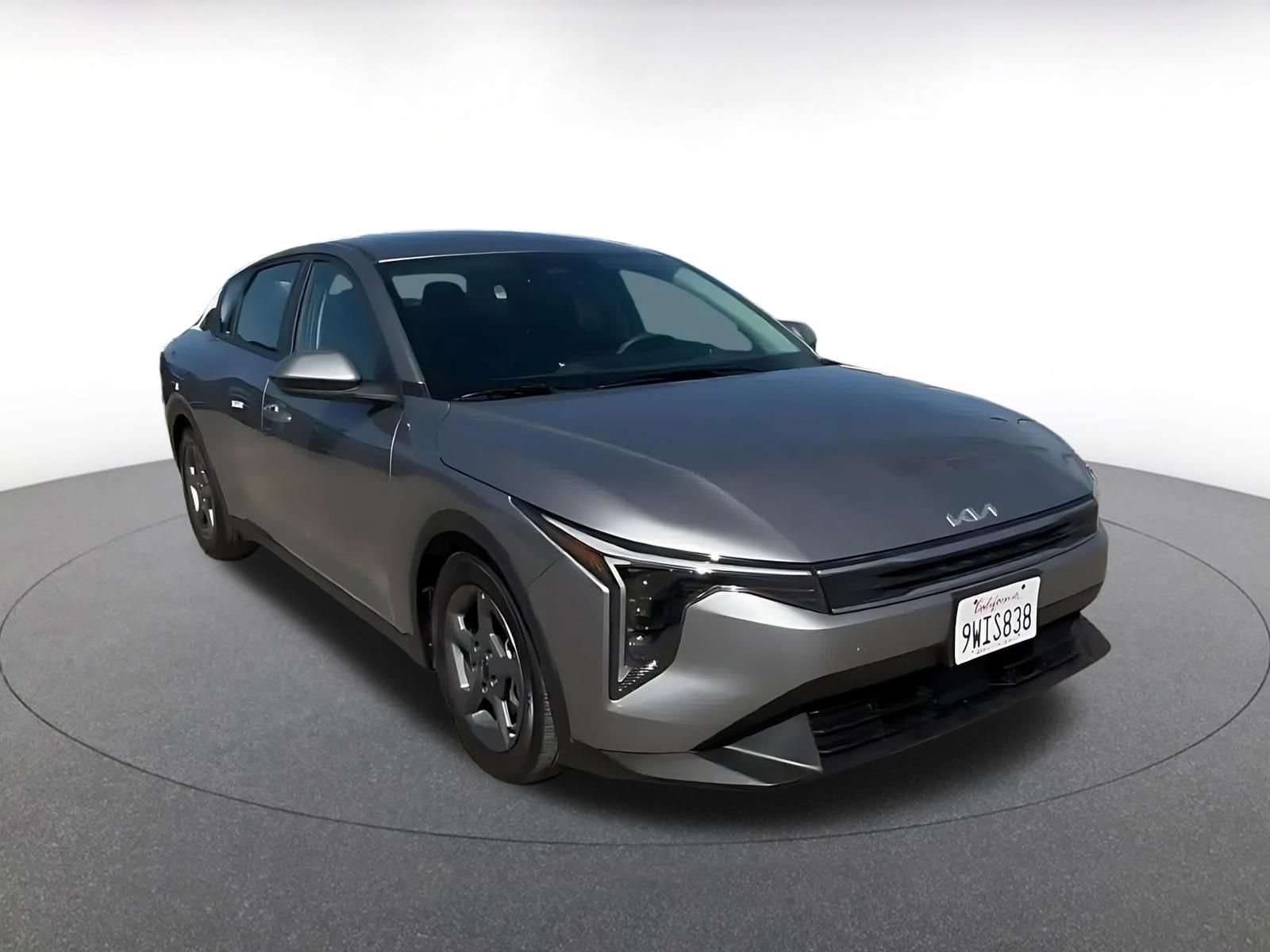 Used 2026 Kia K4 FWD image 3