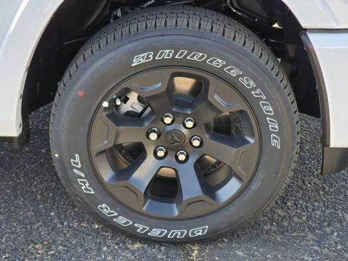 New 2026 RAM 1500 Big Horn AWD/4WD image 10