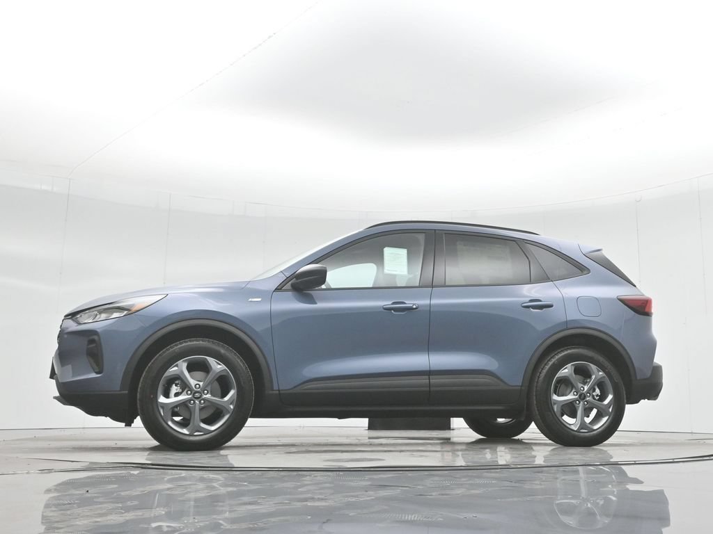 Used 2025 Ford Escape ST-Line w/ Equipment Group 301A FWD image 75
