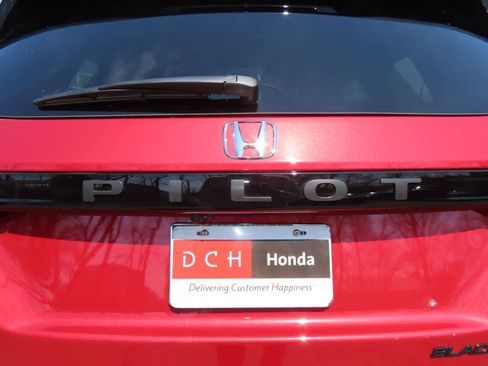 New 2026 Honda Pilot Black Edition image 7