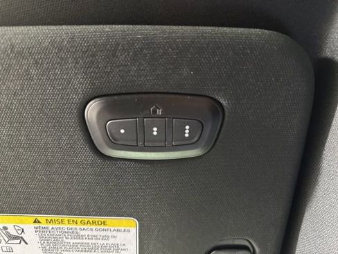 Used 2024 RAM 1500 Laramie image 19