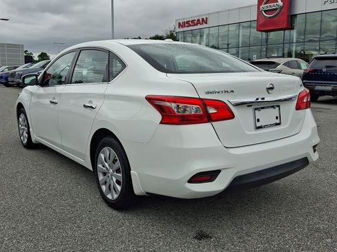Used 2017 Nissan Sentra SV FWD image 5