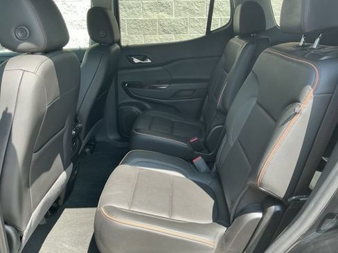 Used 2023 GMC Acadia AT4 w/ Technology Package AWD/4WD image 27