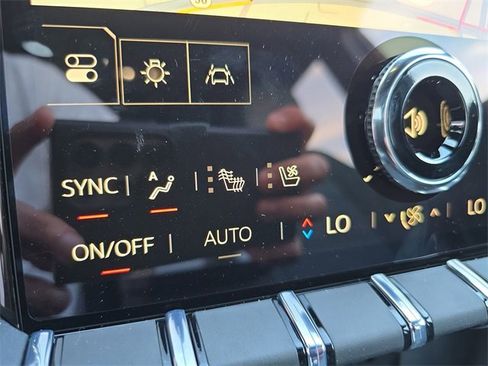 New 2026 GMC Terrain AT4 w/ Convenience Package III image 21