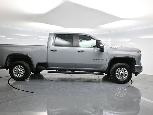 Used 2024 Chevrolet Silverado 2500 LT w/ Convenience Package AWD/4WD image 40