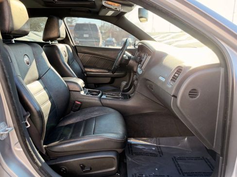 Used 2014 Dodge Charger R/T image 28