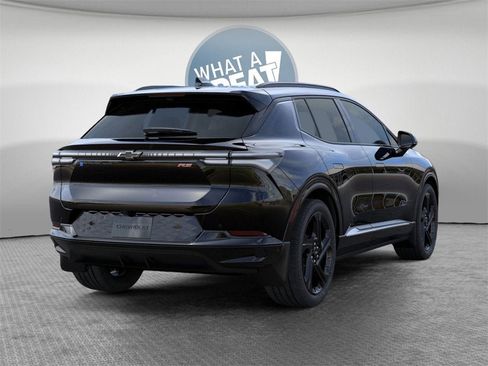 New 2025 Chevrolet Equinox EV RS image 4