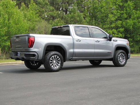 Used 2020 GMC Sierra 1500 AT4 w/ AT4 Premium Package image 6