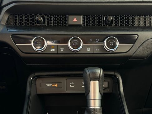 Used 2026 Honda CR-V LX image 21