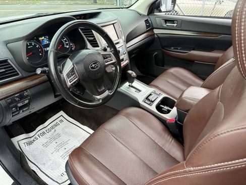 Used 2013 Subaru Outback 3.6R Limited w/ Special Appearance Pkg AWD/4WD image 14