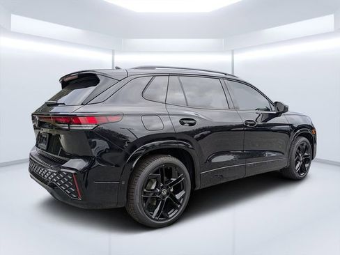 New 2026 Volkswagen Tiguan SE R-Line image 3