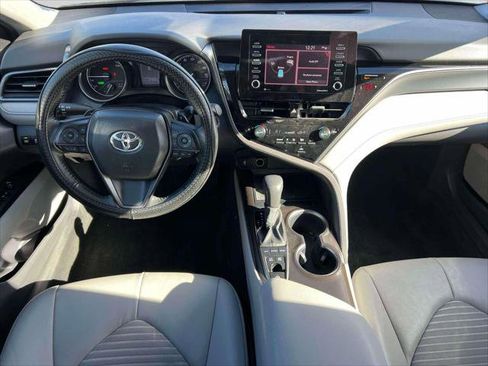 Certified 2024 Toyota Camry SE image 11