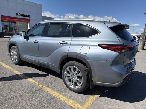 Used 2023 Toyota Highlander Limited AWD/4WD image 5