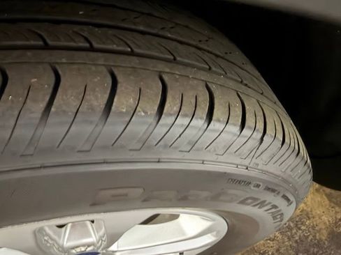 Used 2021 Ford Escape SE w/ Convenience Package image 11