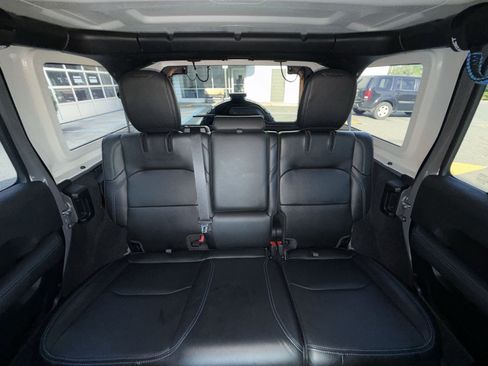Used 2023 Jeep Wrangler Unlimited Rubicon 4xe w/ Steel Bumper Group AWD/4WD image 24