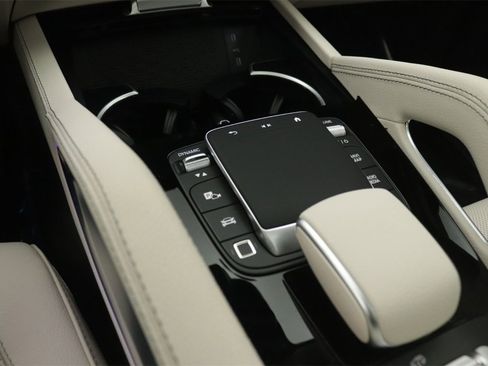 New 2026 Mercedes-Benz GLE 580 4MATIC image 7