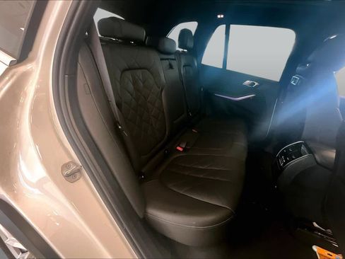 Used 2023 BMW X5 sDrive40i RWD image 19