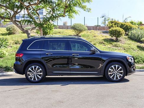 Used 2023 Mercedes-Benz GLB 250 image 6