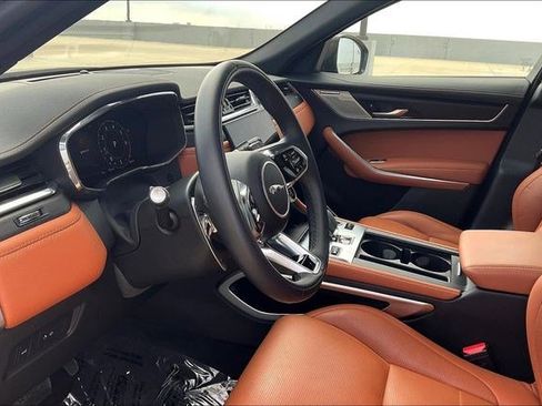 Used 2025 Jaguar F-PACE R-Dynamic S image 16