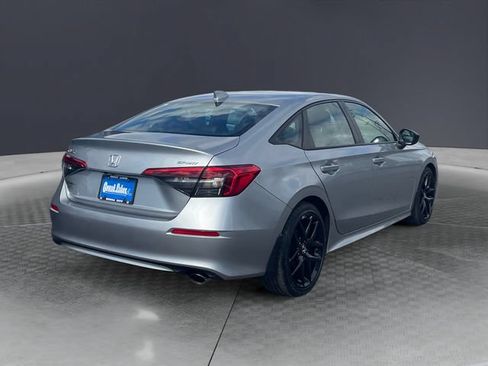 Used 2023 Honda Civic Sport image 5