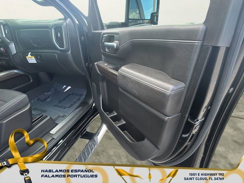 Used 2023 Chevrolet Silverado 2500 LT w/ Z71 Chrome Sport Edition image 35