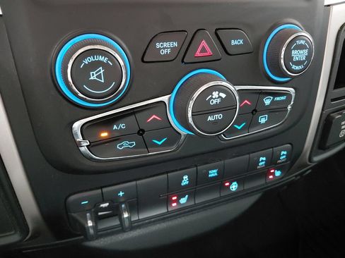 Used 2016 RAM 2500 Big Horn AWD/4WD image 32
