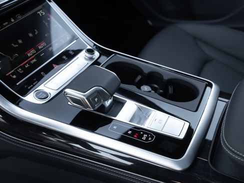 New 2026 Audi Q7 3.0T Premium Plus AWD/4WD image 18