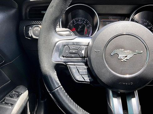 Used 2019 Ford Mustang Coupe RWD image 16