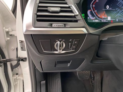 Certified 2023 BMW X4 xDrive30i w/ Premium Package image 24