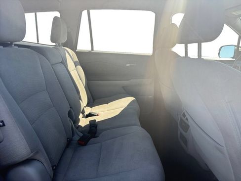 Used 2018 Honda Pilot EX image 18