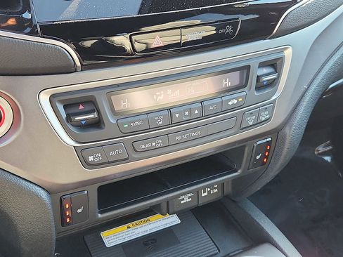 Certified 2023 Honda Passport EX-L image 15